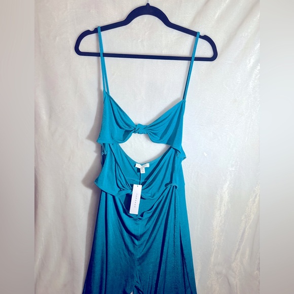 TOPSHOP CutOut Sleeveless Wide Leg Jumpsuit - Picture 4 of 8